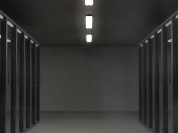 Snowflake data warehouse consultant helping a business bring its reporting data together